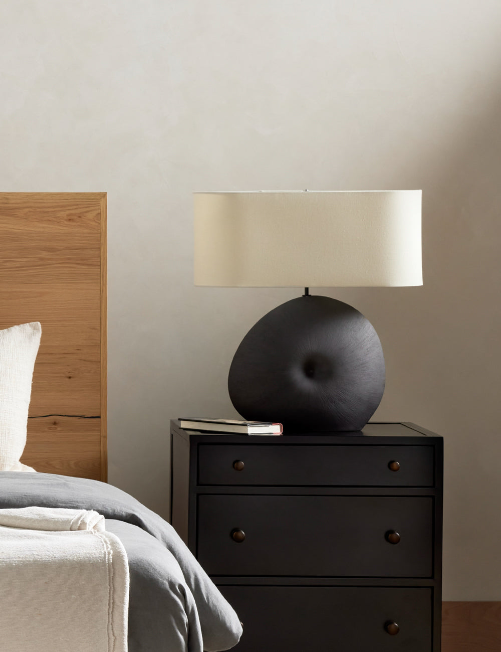 Leandro Table Lamp product view 2
