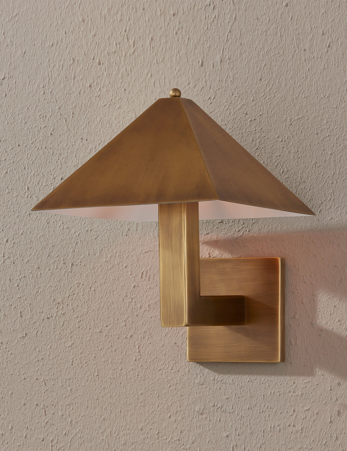 Knight Sconce product view 4