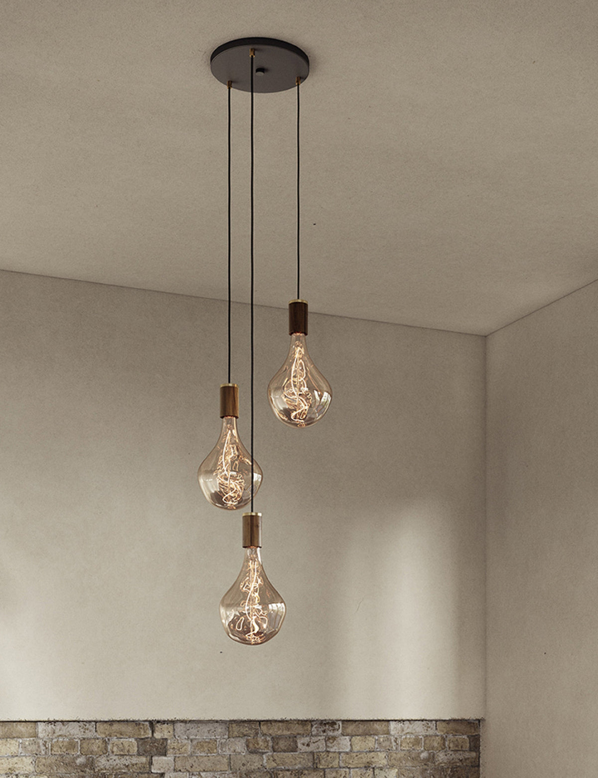 Triple Pendant Light with Voronoi II product view 11