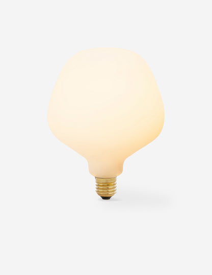 Enno 6W LED Bulb led light bulb front view