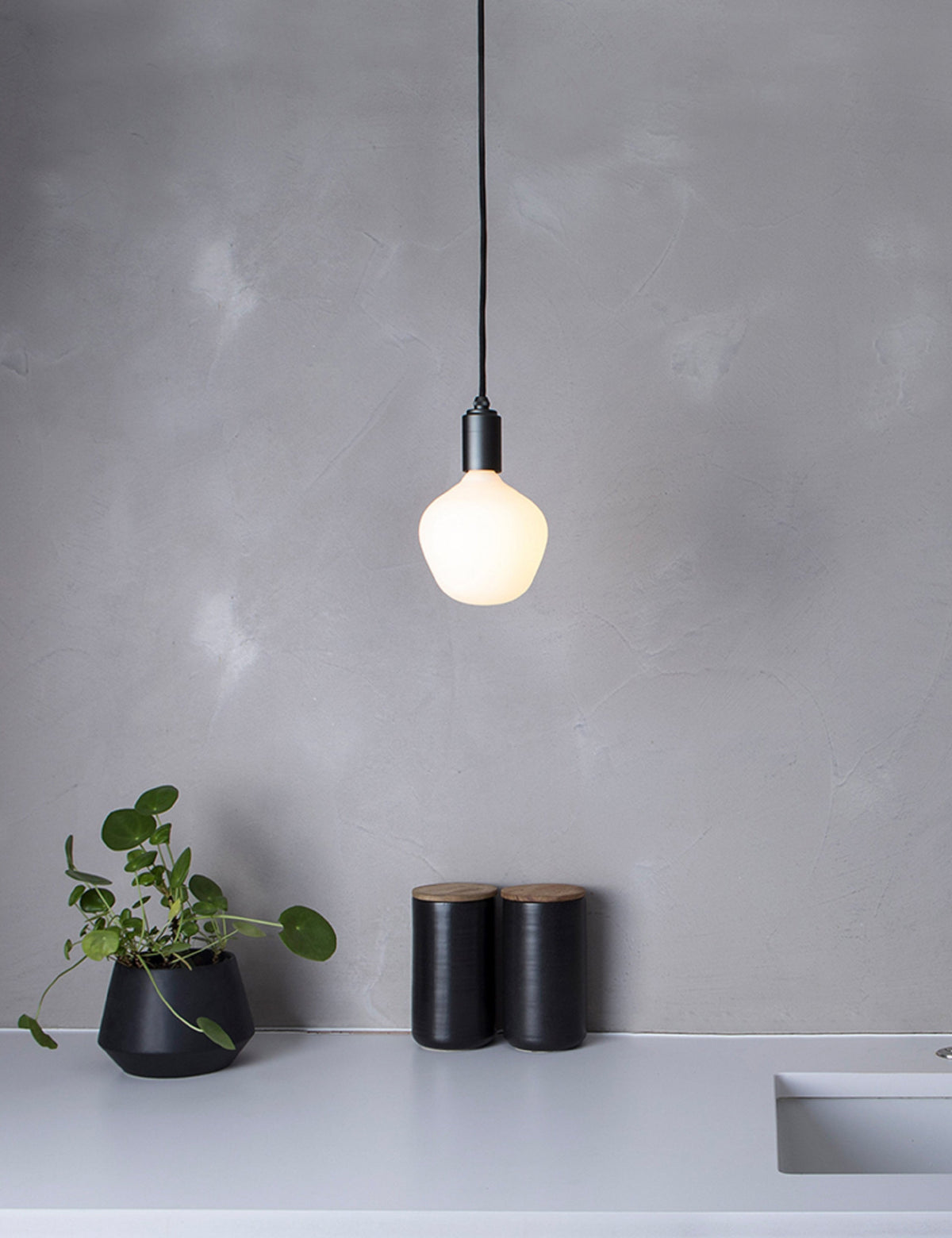 Enno 6W LED Bulb product view 3