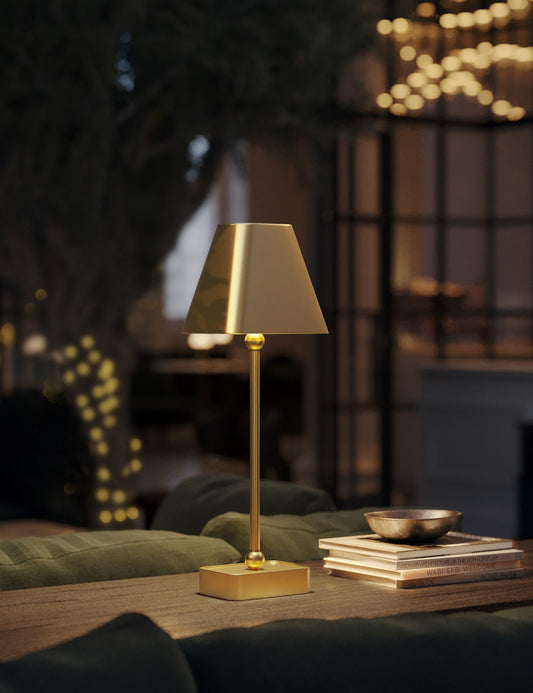 Hedley Cordless Table Lamp cordless lamp front view