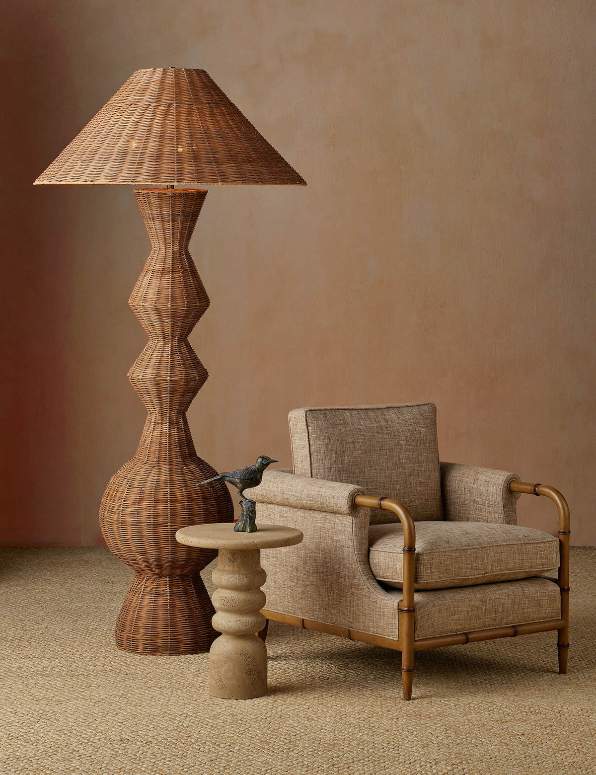 Pyrus Floor Lamp living room floor lamp front view