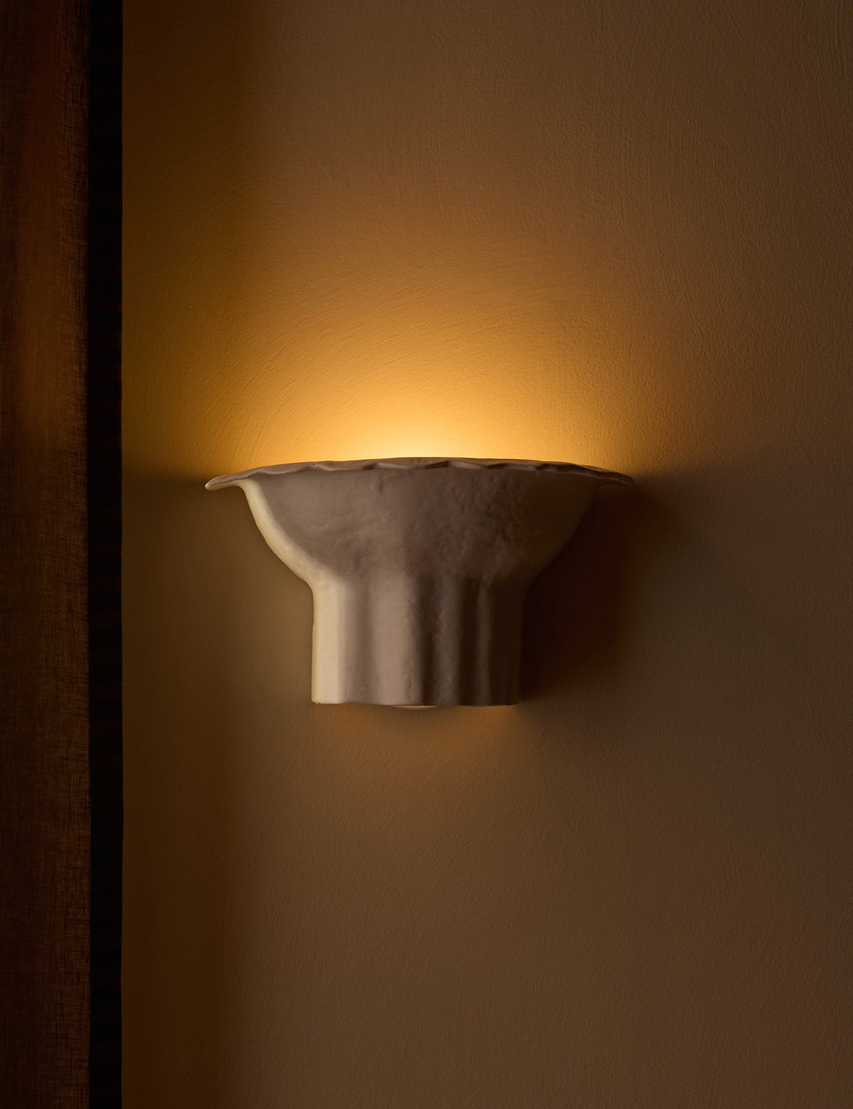 Doric Sconce white finish product view 4