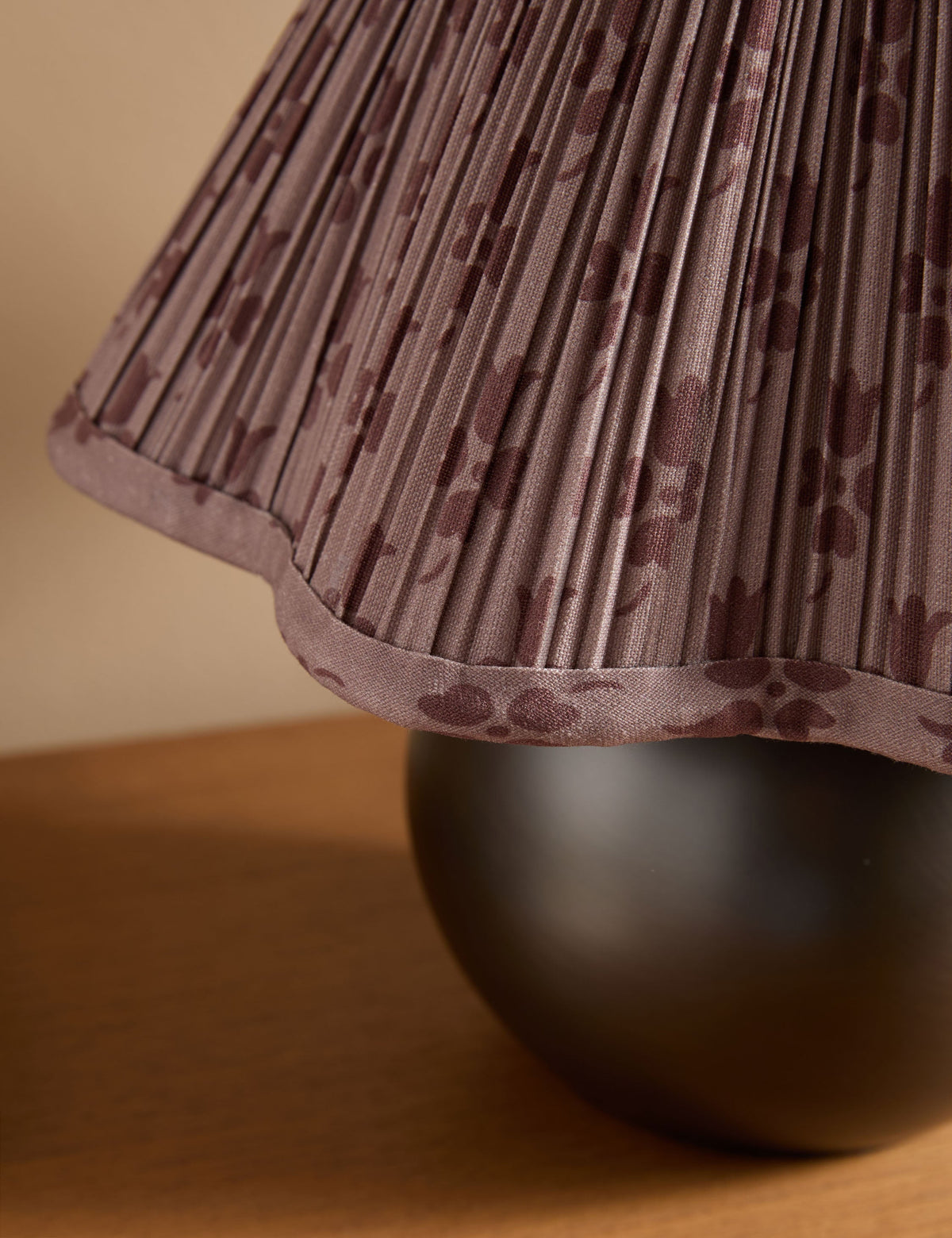 Jordan Table Lamp romaric and antique bronze finish product view 4