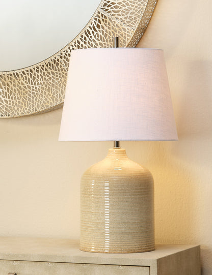 Fiametta Table Lamp bedside lamp front view