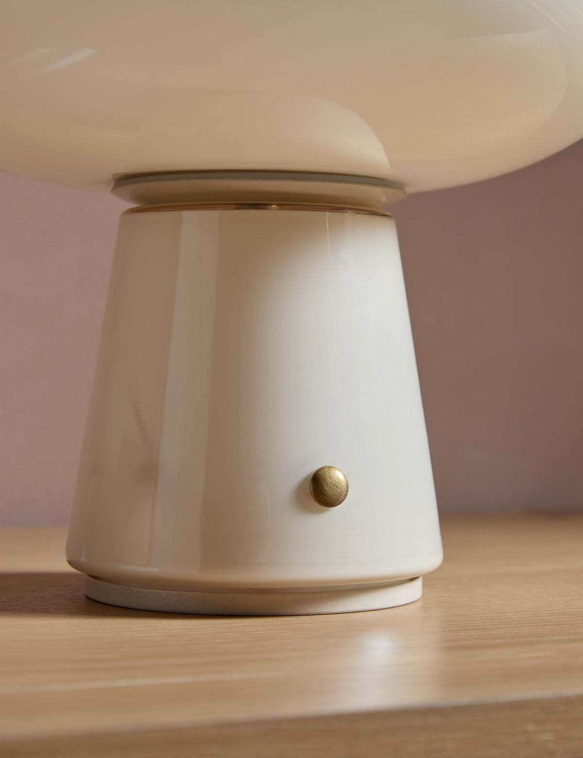 Leesa Cordless Table Lamp ivory finish product view 5