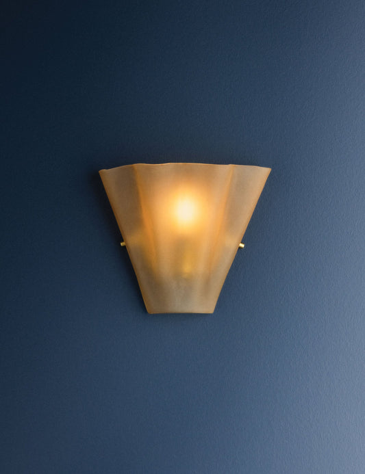 Valdez Sconce bedroom wall light front view
