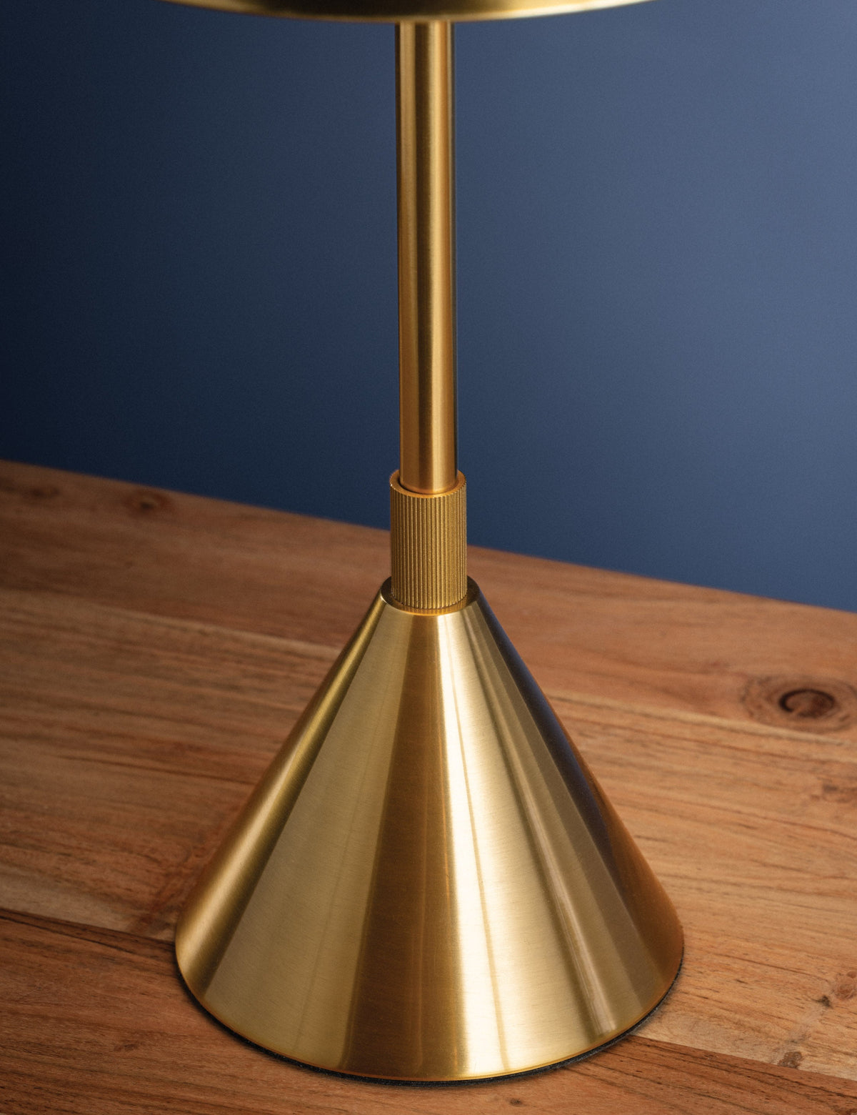 Brasseur Cordless Table Lamp product view 4